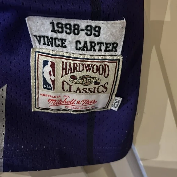 Vince Carter Mitchel & Ness Jersey - Picture 5 of 6